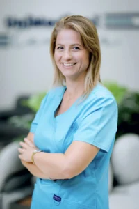 Dr. Farkas Fruzsina