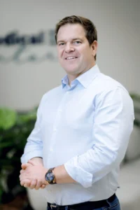 Dr. Schendl Roland