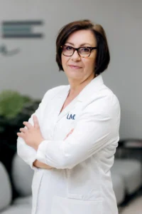 Dr. Steinbach Márta